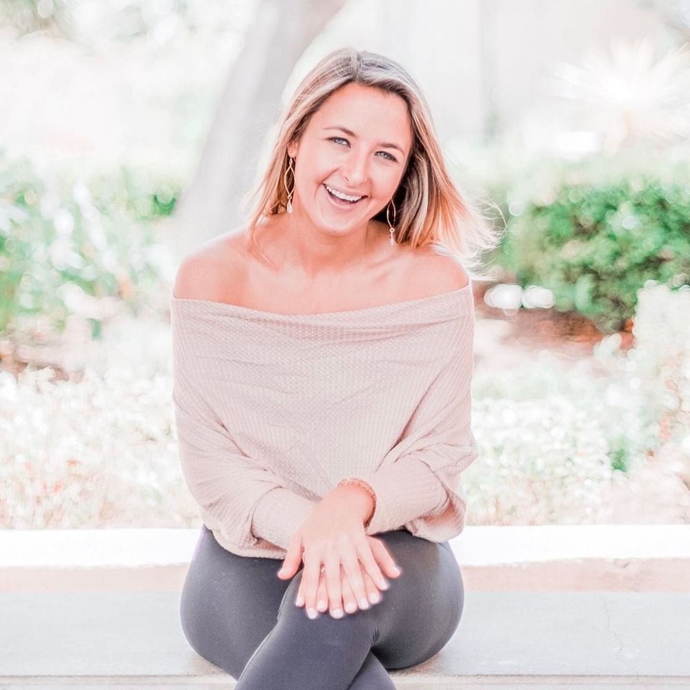 Meet your Posher, Whitney